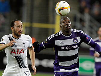 Tottenham undone by Okaka winn...